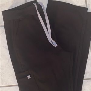 Figs Axim Black scrub pants